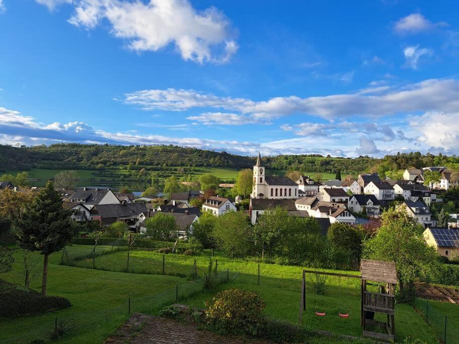 Haus Mit Idyllischem Seeblick Schalkenmehren Dış mekan fotoğraf